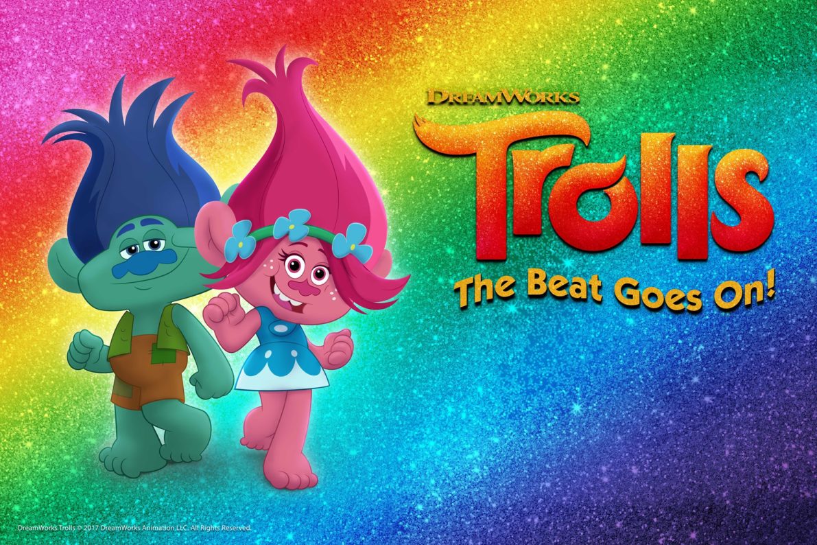 DreamWorks Trolls Bridget Hug 'N Plush Doll : : Toys